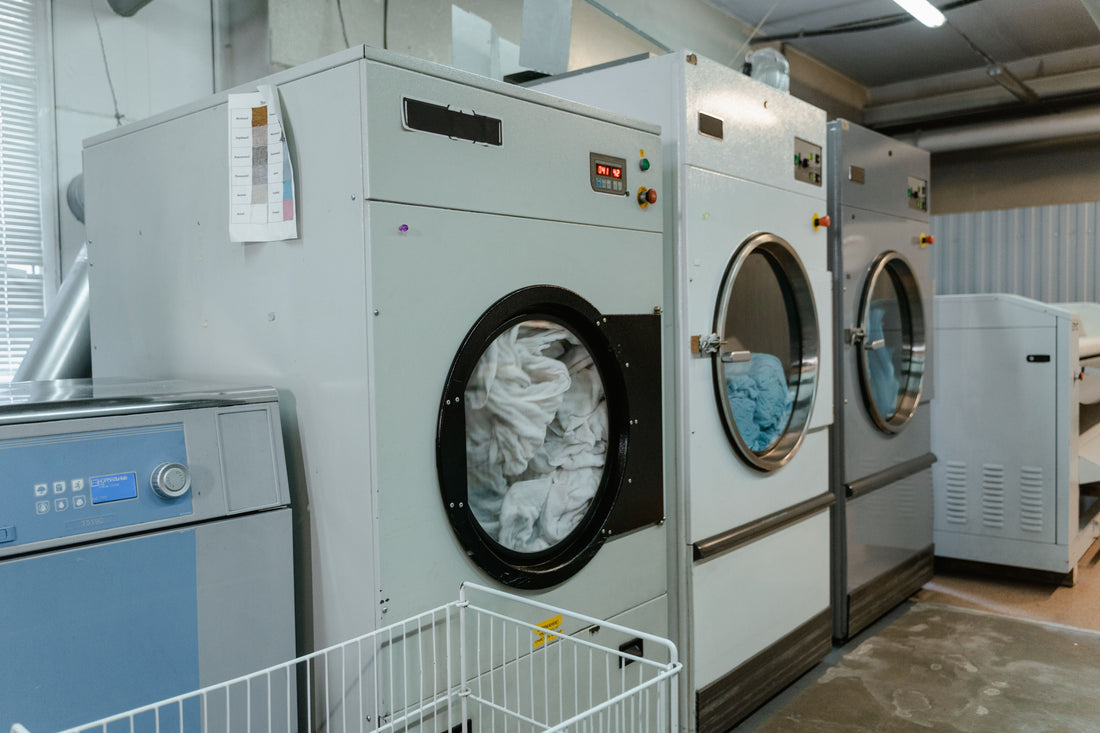 Portable Dryer vs Traditional Dryer: Which One Is Better for Travel and Small Homes?